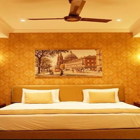 The Emerald Club ,Rajkot Exterior photo